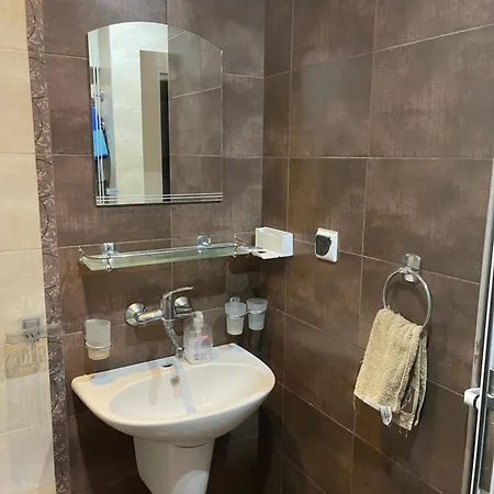 девети май Apartamento *
